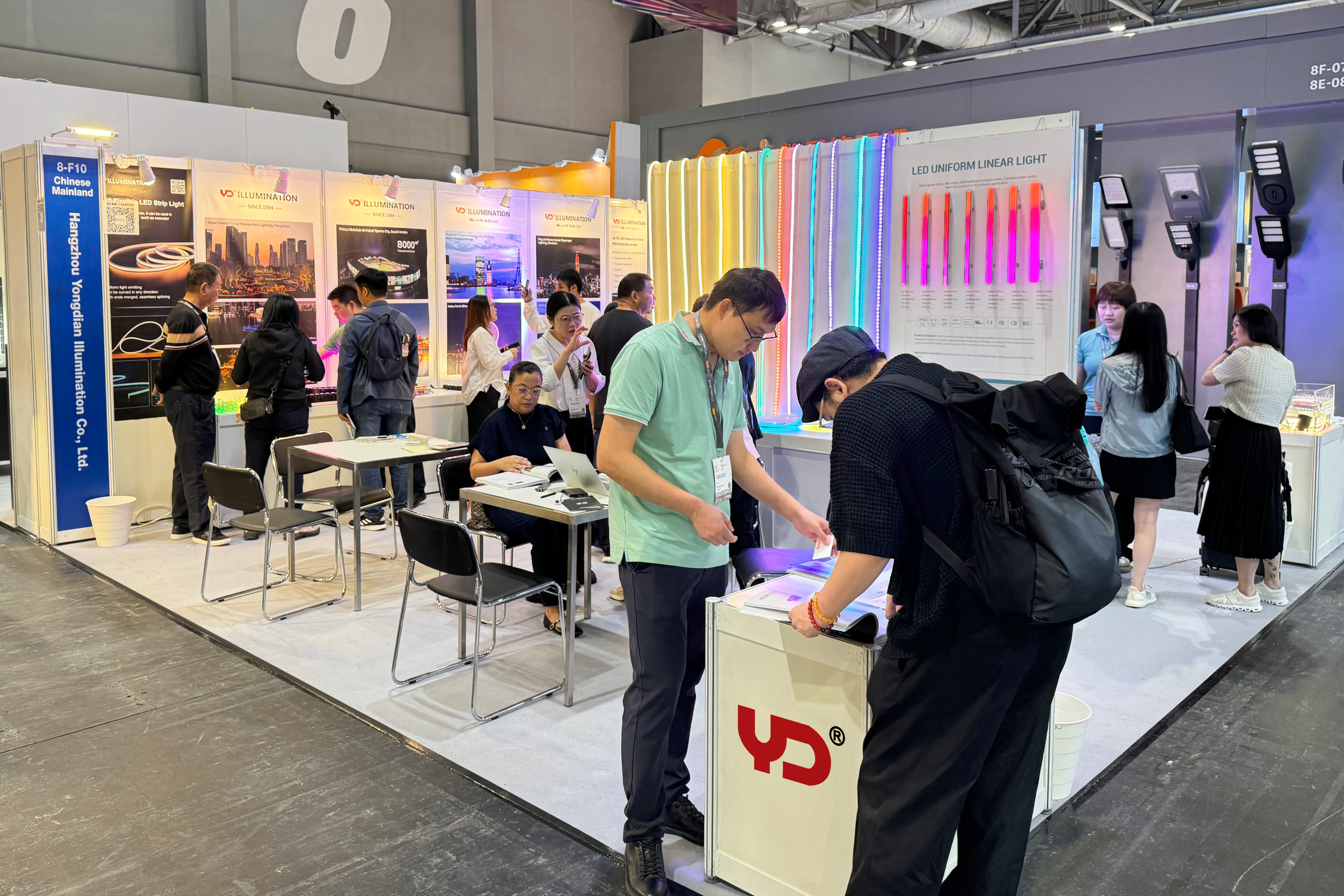 現(xiàn)場盛況直擊！勇電精彩亮相香港國際戶外及科技照明博覽會